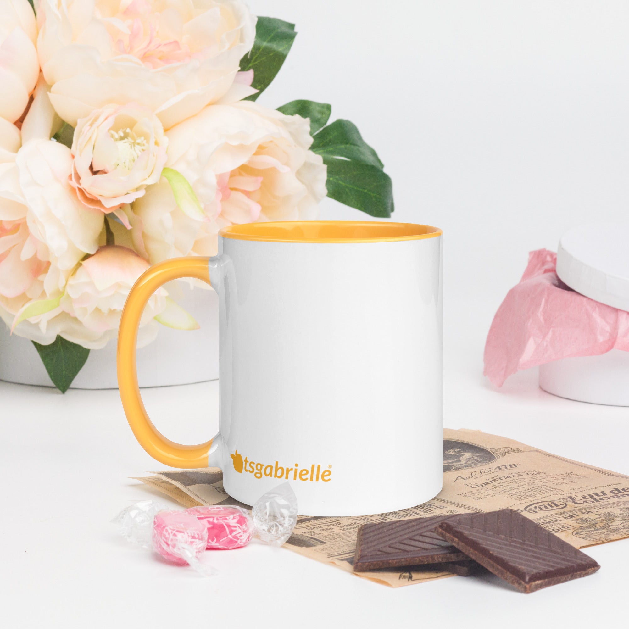 tsgabrielle • Mok met gele binnenkant • 325 ml